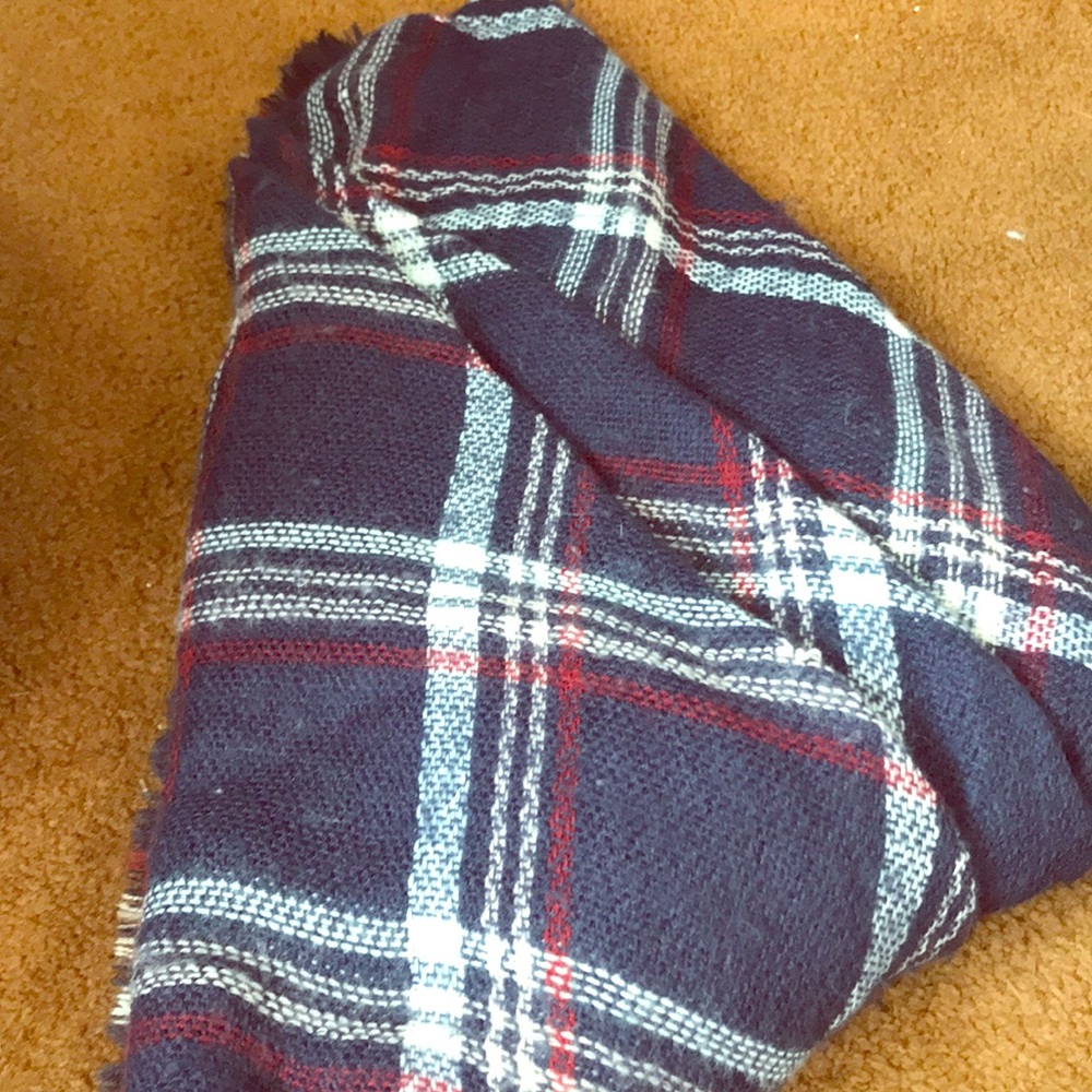 Huge scarf